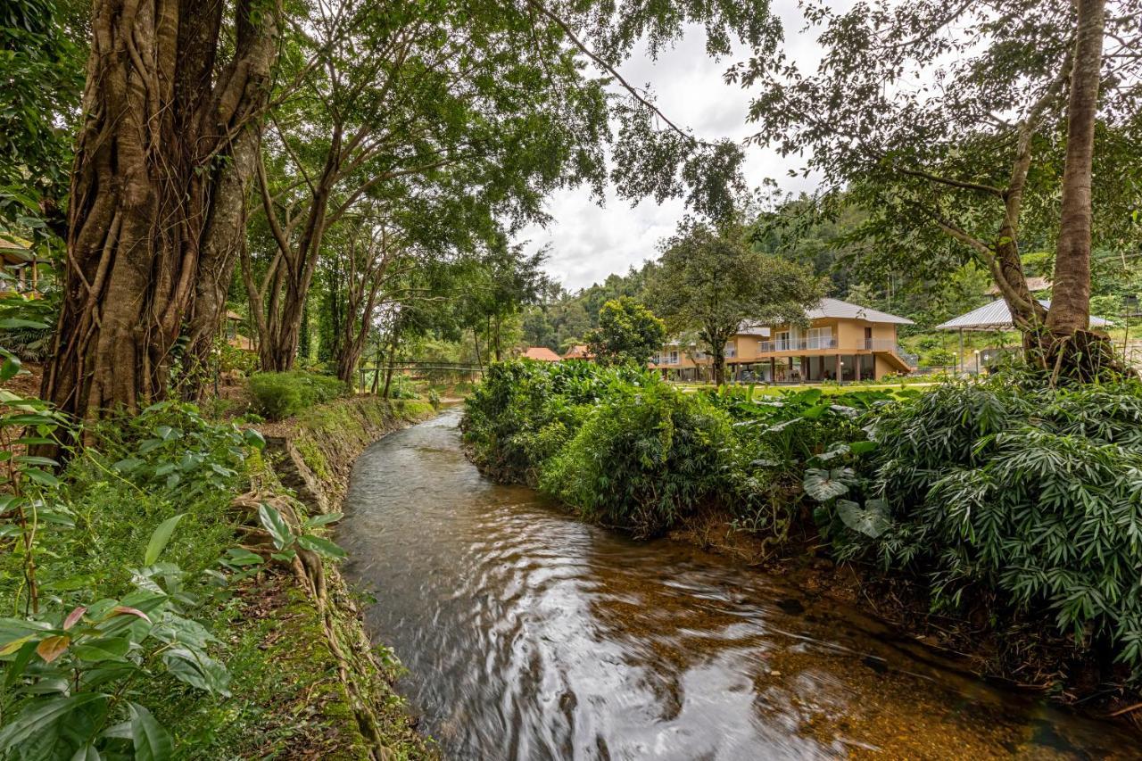 Sterling Vythiri Wayanad Hotel ภายนอก รูปภาพ