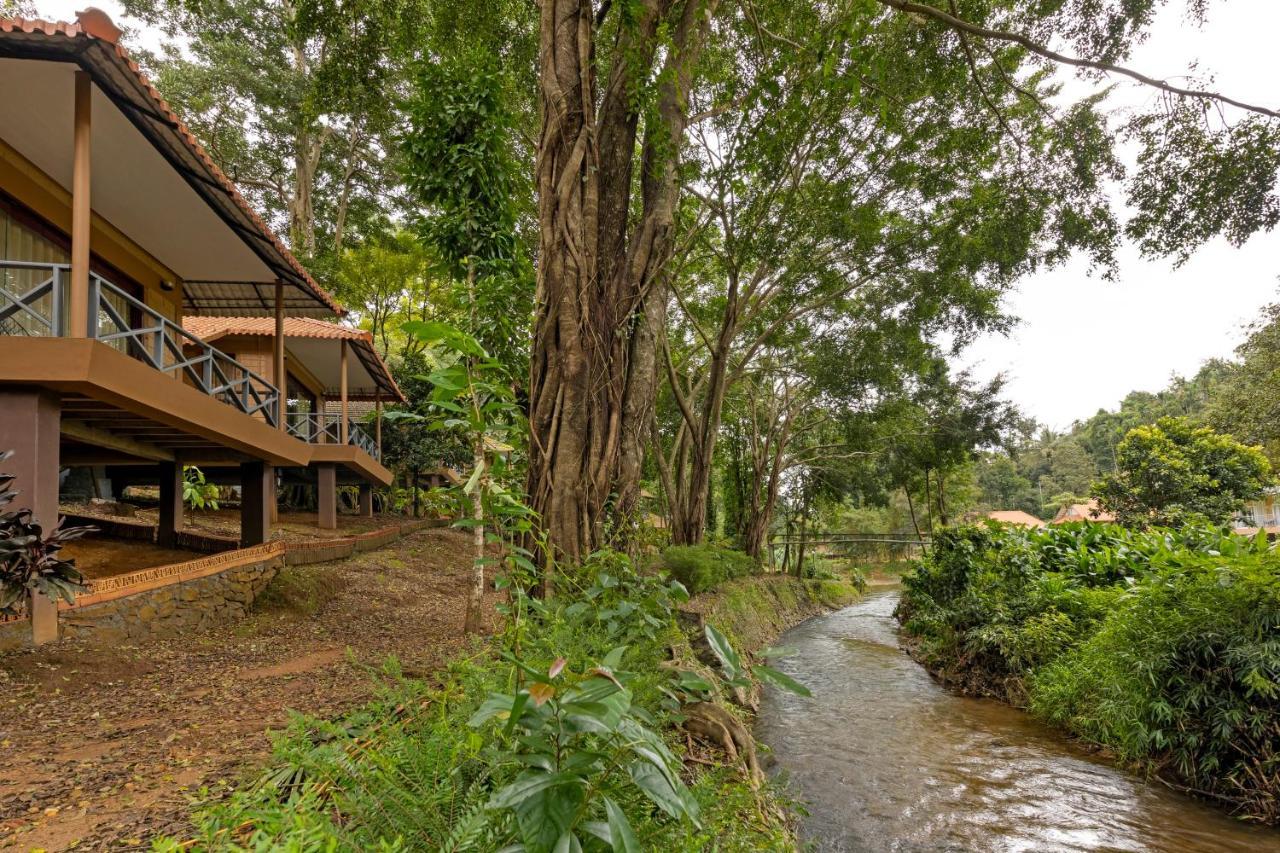 Sterling Vythiri Wayanad Hotel ภายนอก รูปภาพ