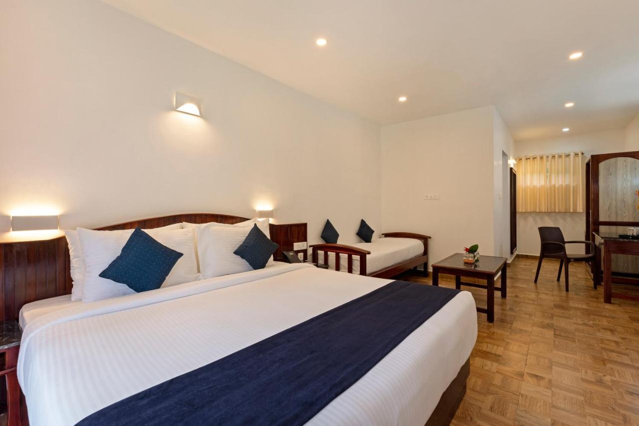 Sterling Vythiri Wayanad Hotel ภายนอก รูปภาพ