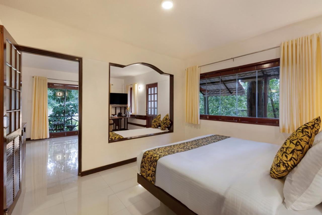 Sterling Vythiri Wayanad Hotel ภายนอก รูปภาพ