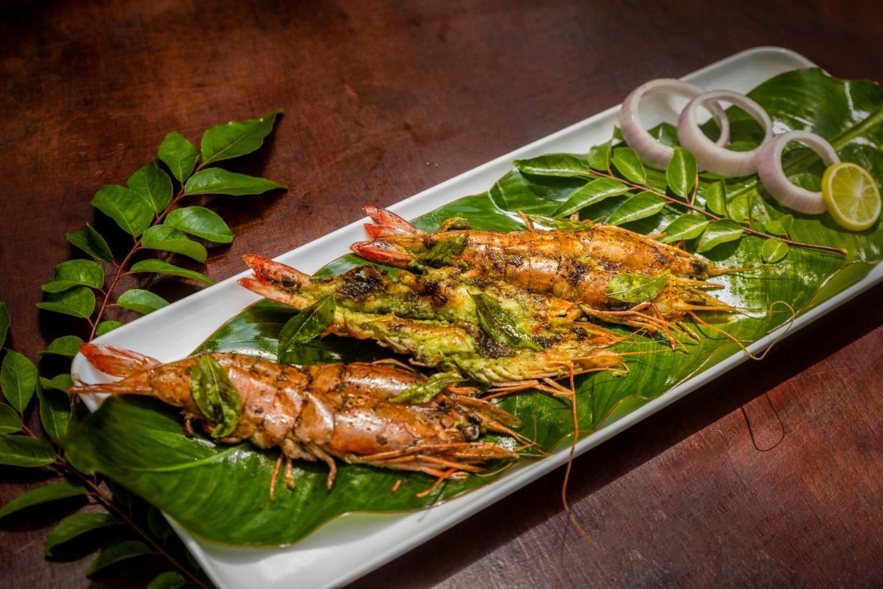 Sterling Vythiri Wayanad Hotel ภายนอก รูปภาพ